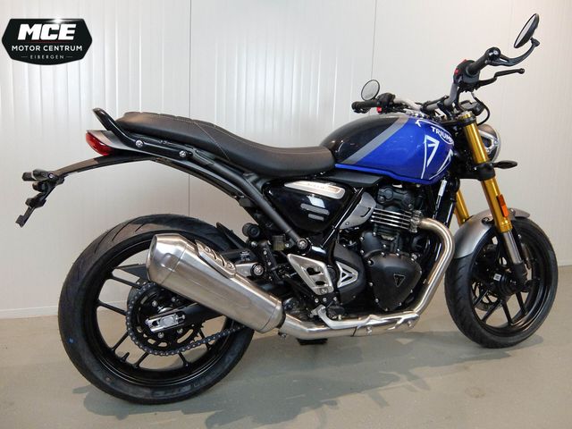 triumph - speed-400