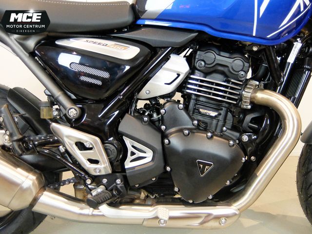 triumph - speed-400