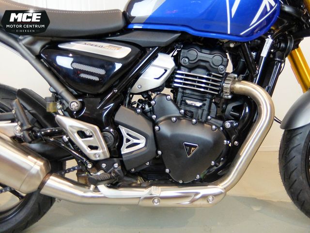 triumph - speed-400