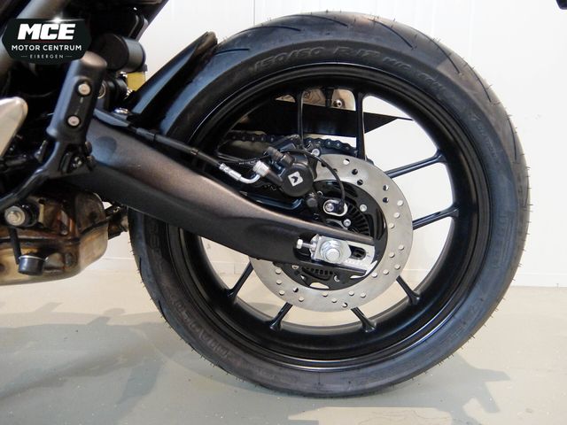 triumph - speed-400
