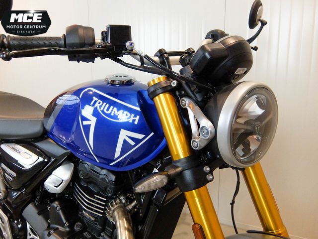 triumph - speed-400