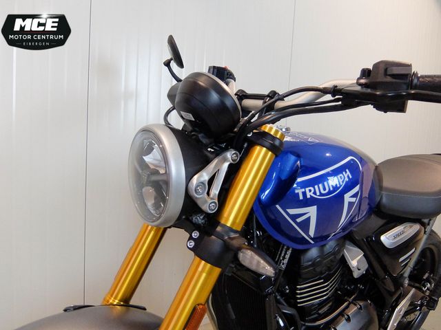 triumph - speed-400