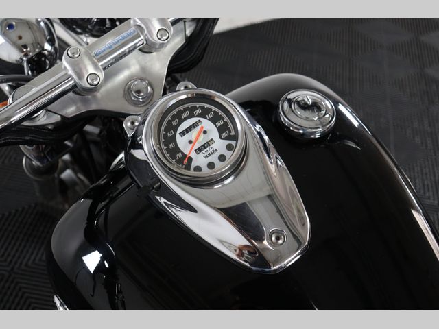 yamaha - xvs-650-dragstar