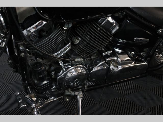 yamaha - xvs-650-dragstar