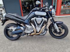 YAMAHA MT 01