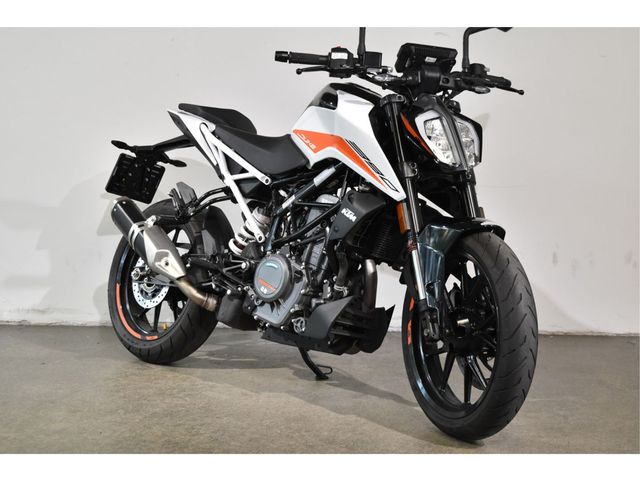 ktm - 390-duke-abs