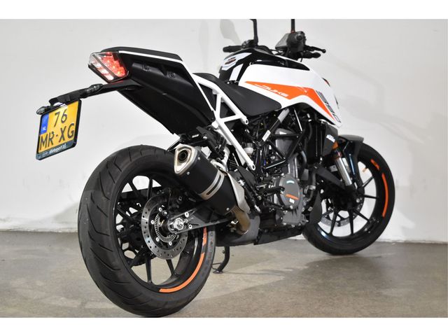ktm - 390-duke-abs