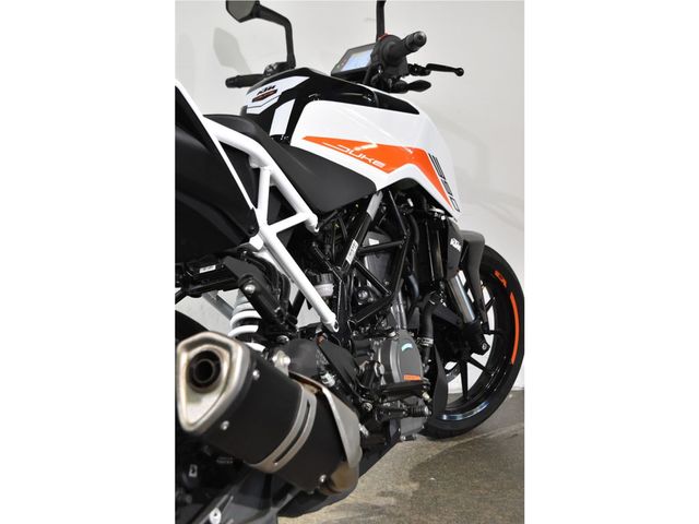 ktm - 390-duke-abs