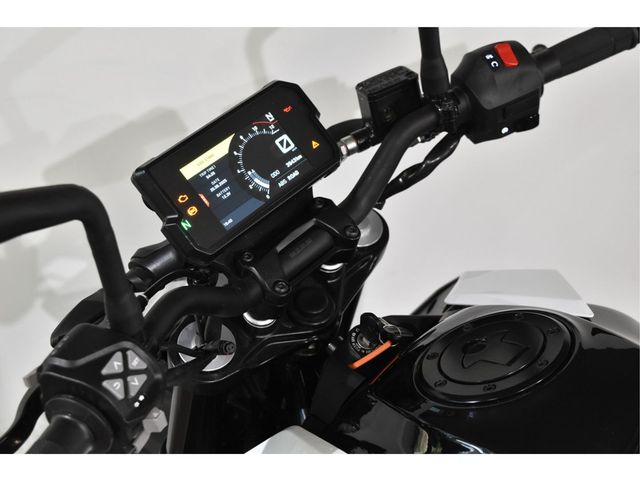 ktm - 390-duke-abs