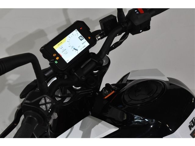 ktm - 390-duke-abs