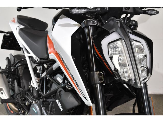 ktm - 390-duke-abs