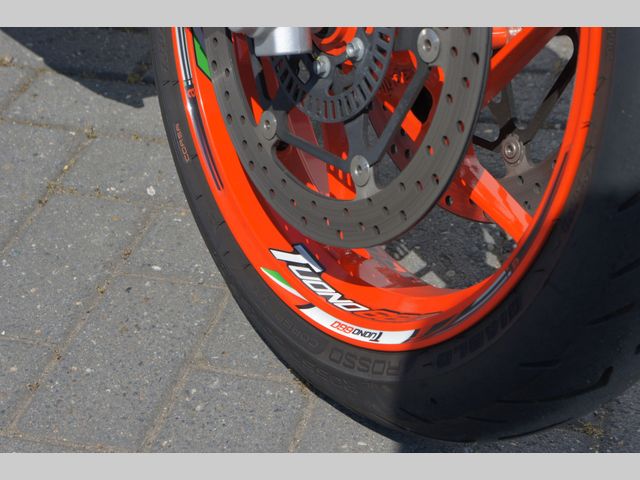 aprilia - tuono-660