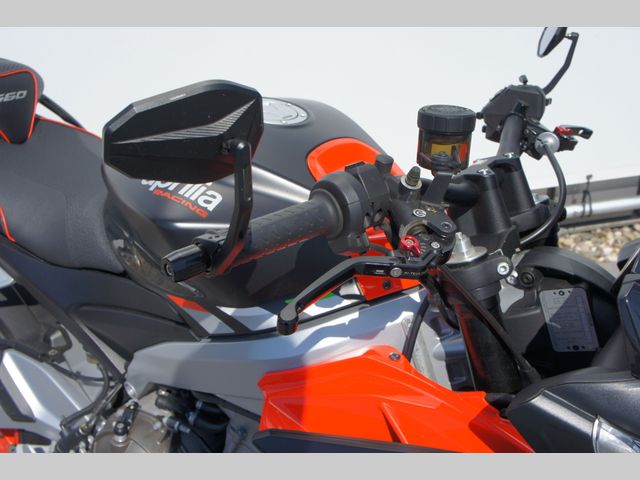 aprilia - tuono-660