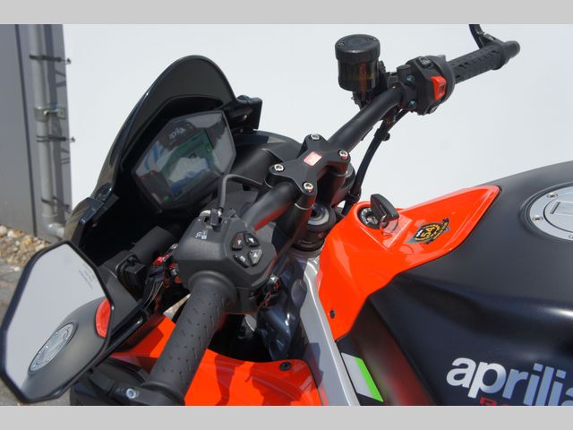aprilia - tuono-660