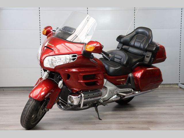 honda - gl-1800-goldwing