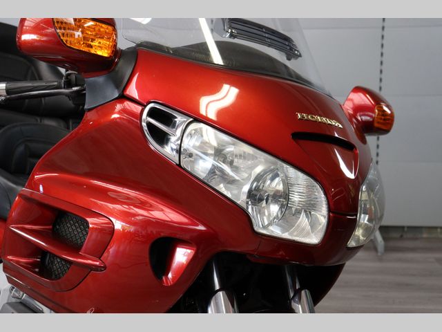 honda - gl-1800-goldwing