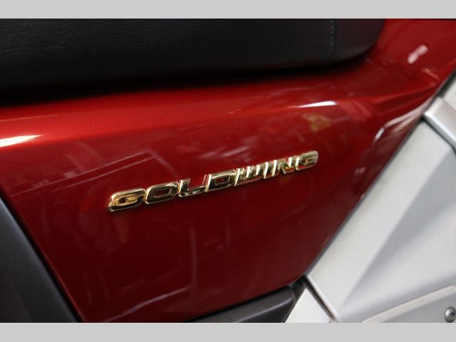 honda - gl-1800-goldwing