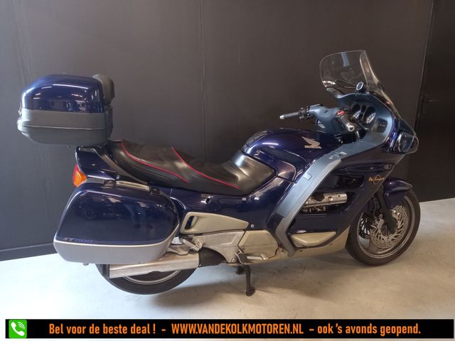 honda - st-1100-pan-european