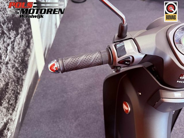 honda - super-cub-c-125