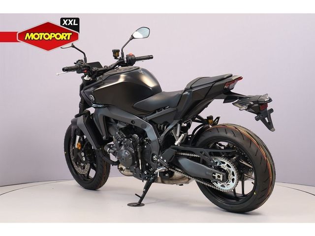 yamaha - mt-09-y-amt