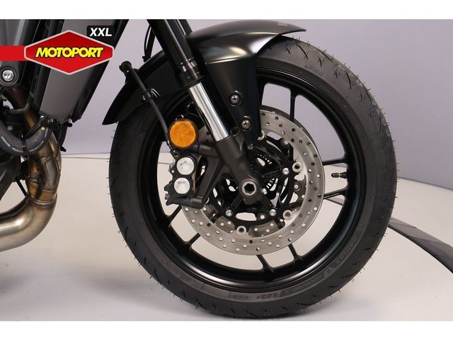 yamaha - mt-09-y-amt