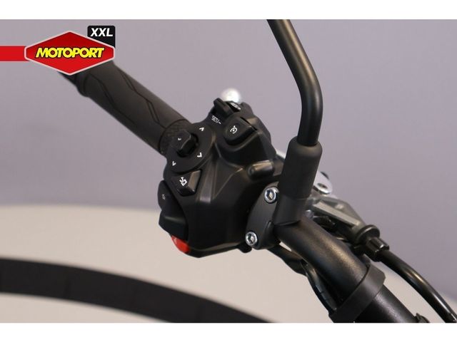 yamaha - mt-09-y-amt
