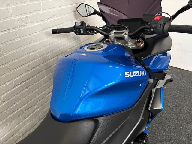 suzuki - gsx-s-1000-gt