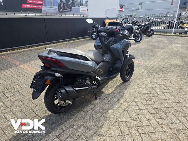 yamaha - tricity-300