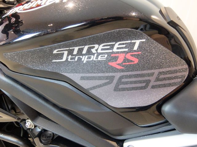 triumph - street-triple-rs