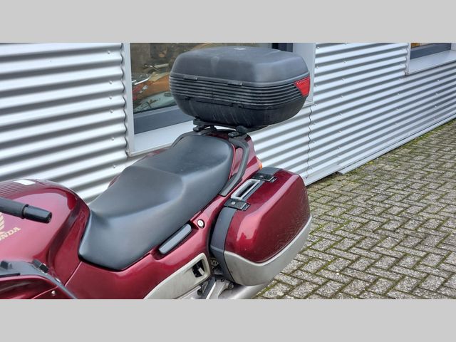 honda - st-1100-pan-european