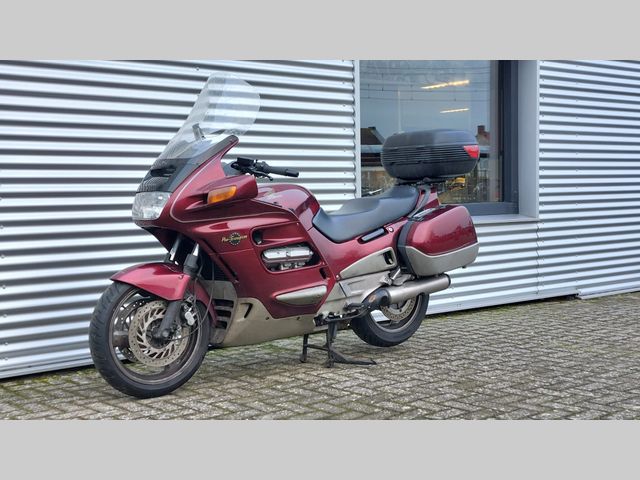 honda - st-1100-pan-european