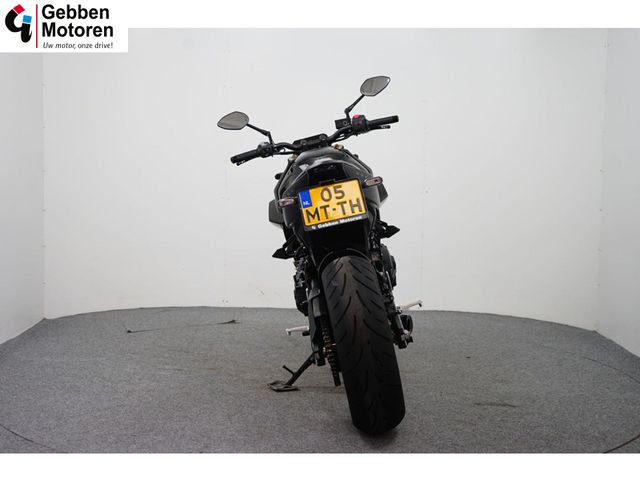 suzuki - gsx-8s