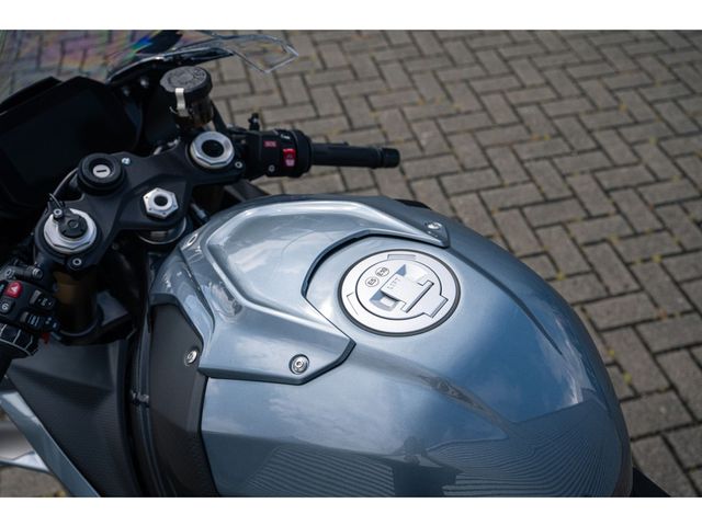 bmw - s-1000-rr