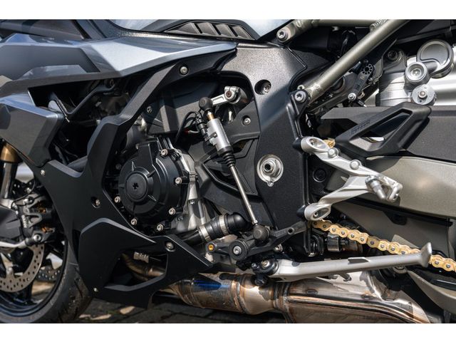 bmw - s-1000-rr