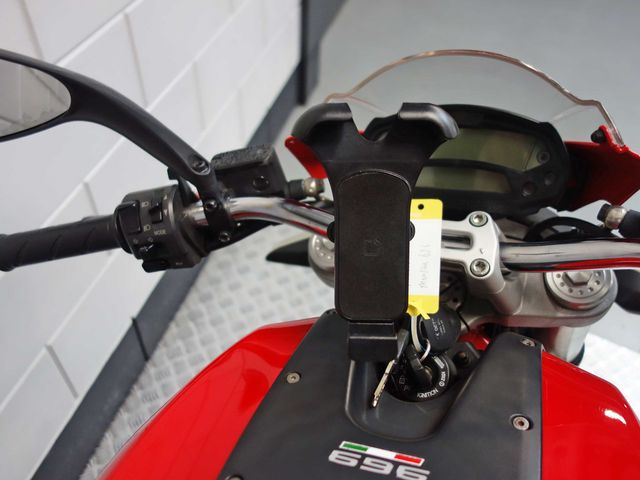 ducati - monster-696