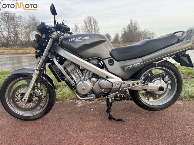 honda - ntv-650-revere