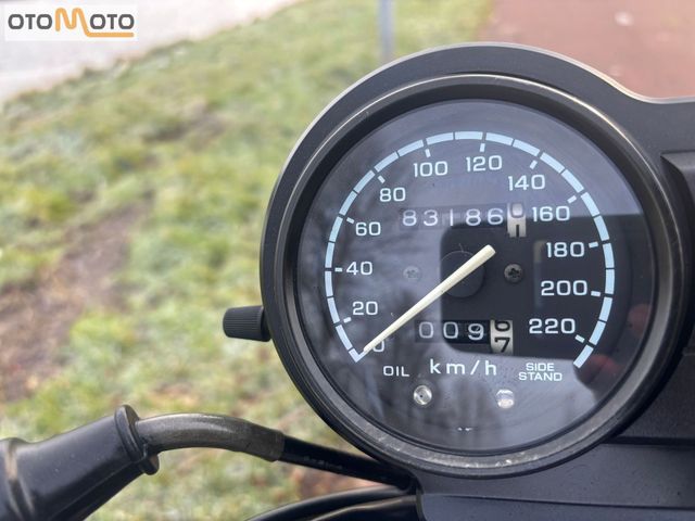 honda - ntv-650-revere