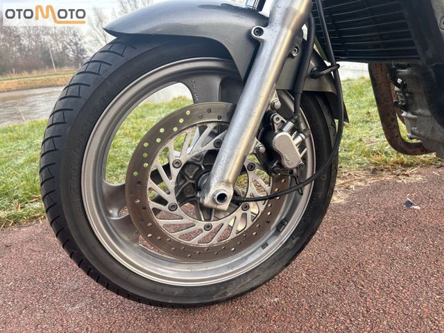 honda - ntv-650-revere