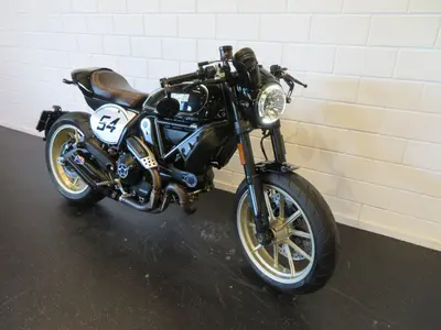 DUCATI SCRAMBLER CAFE RACER – foto 2