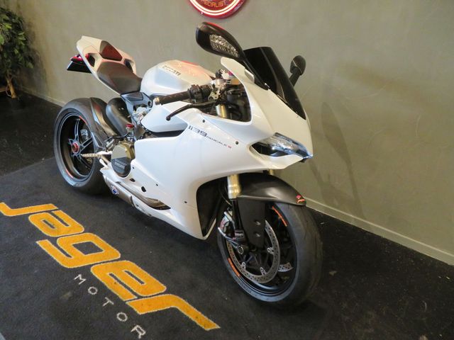 ducati - 1199-panigale