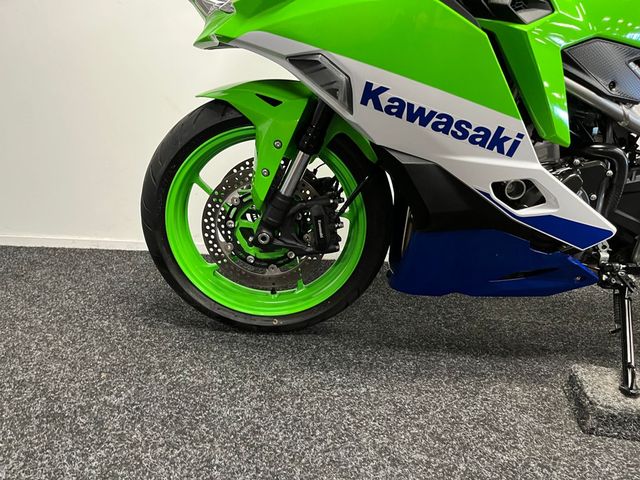 kawasaki - ninja-zx-4rr