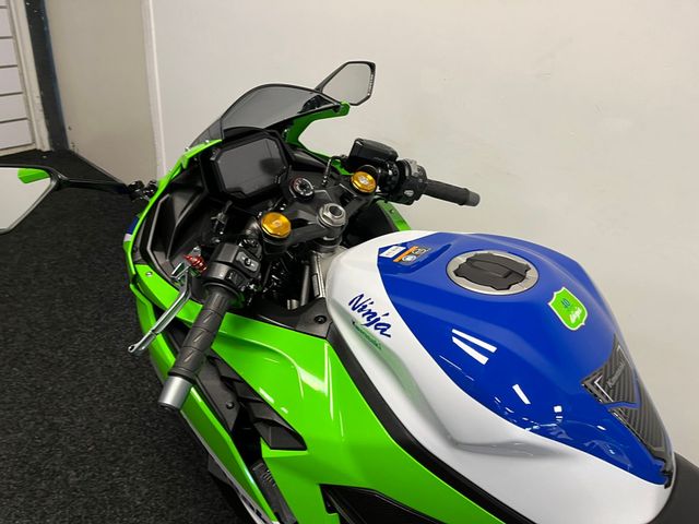 kawasaki - ninja-zx-4rr