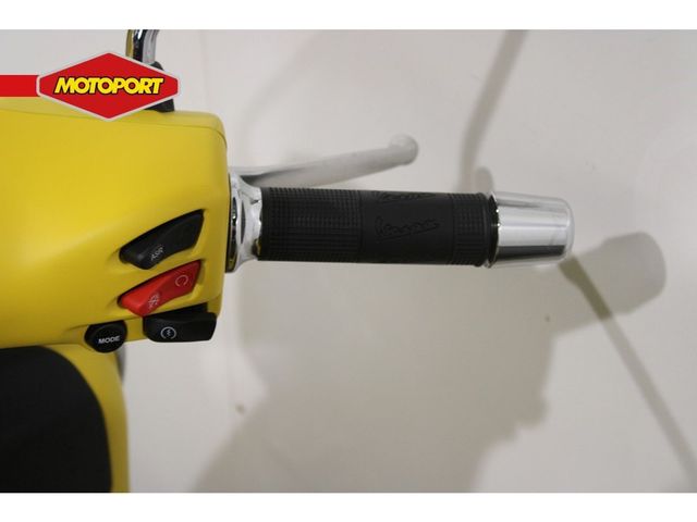 vespa - gts-300-super-sport