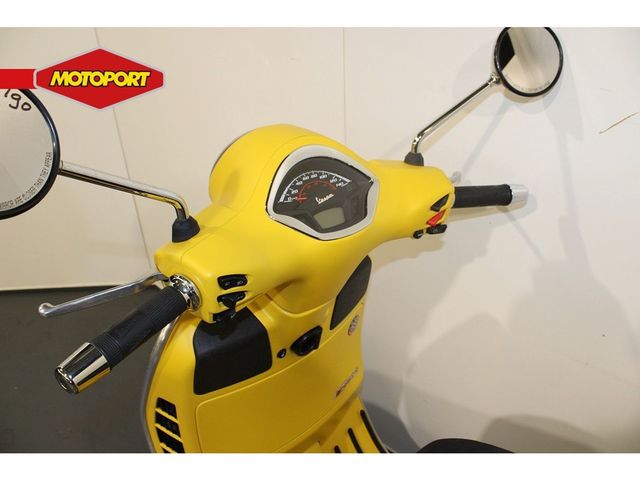 vespa - gts-300-super-sport
