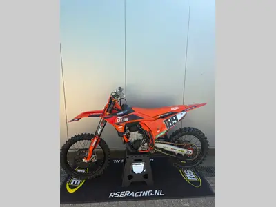 KTM 450 SX-F FACTORY EDITION – foto 2