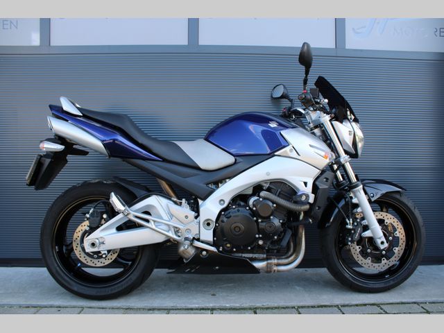 suzuki - gsr-600