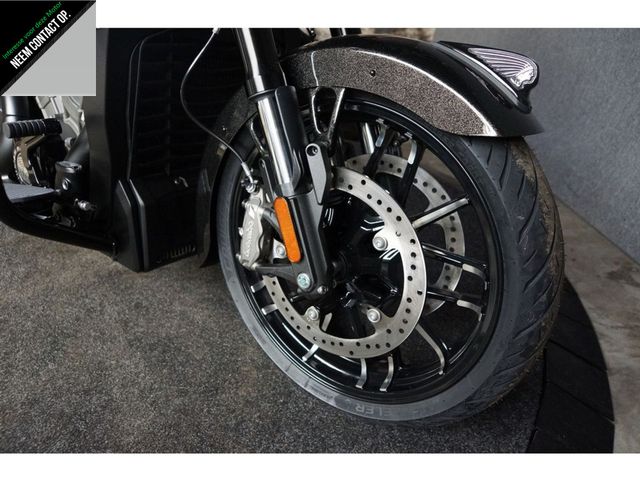 indian - chieftain-dark-horse