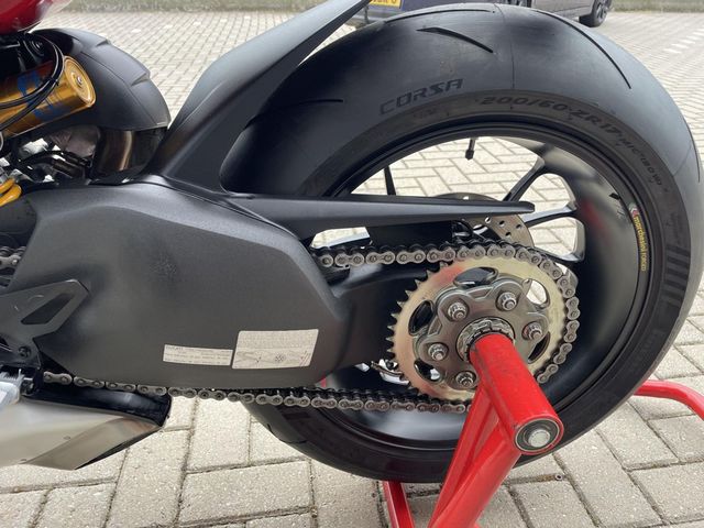ducati - streetfighter-v4s
