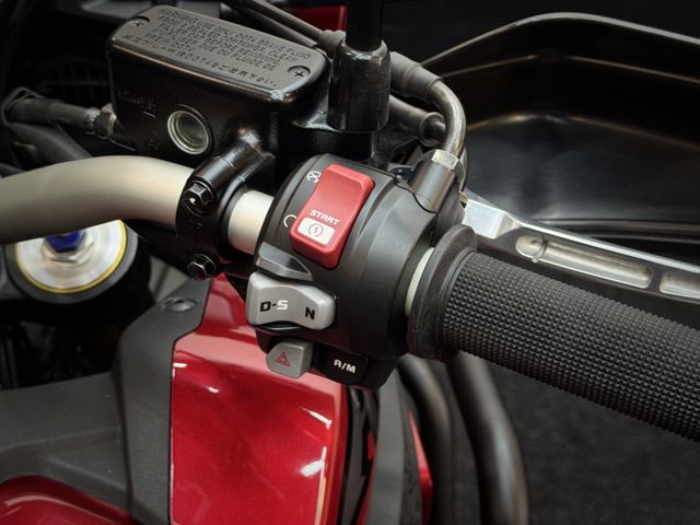 honda - crf-1000-l-africa-twin-dct