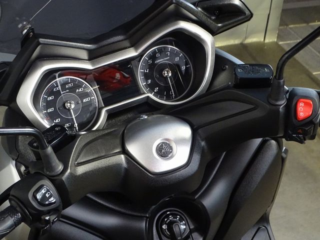 yamaha - x-max-300-abs